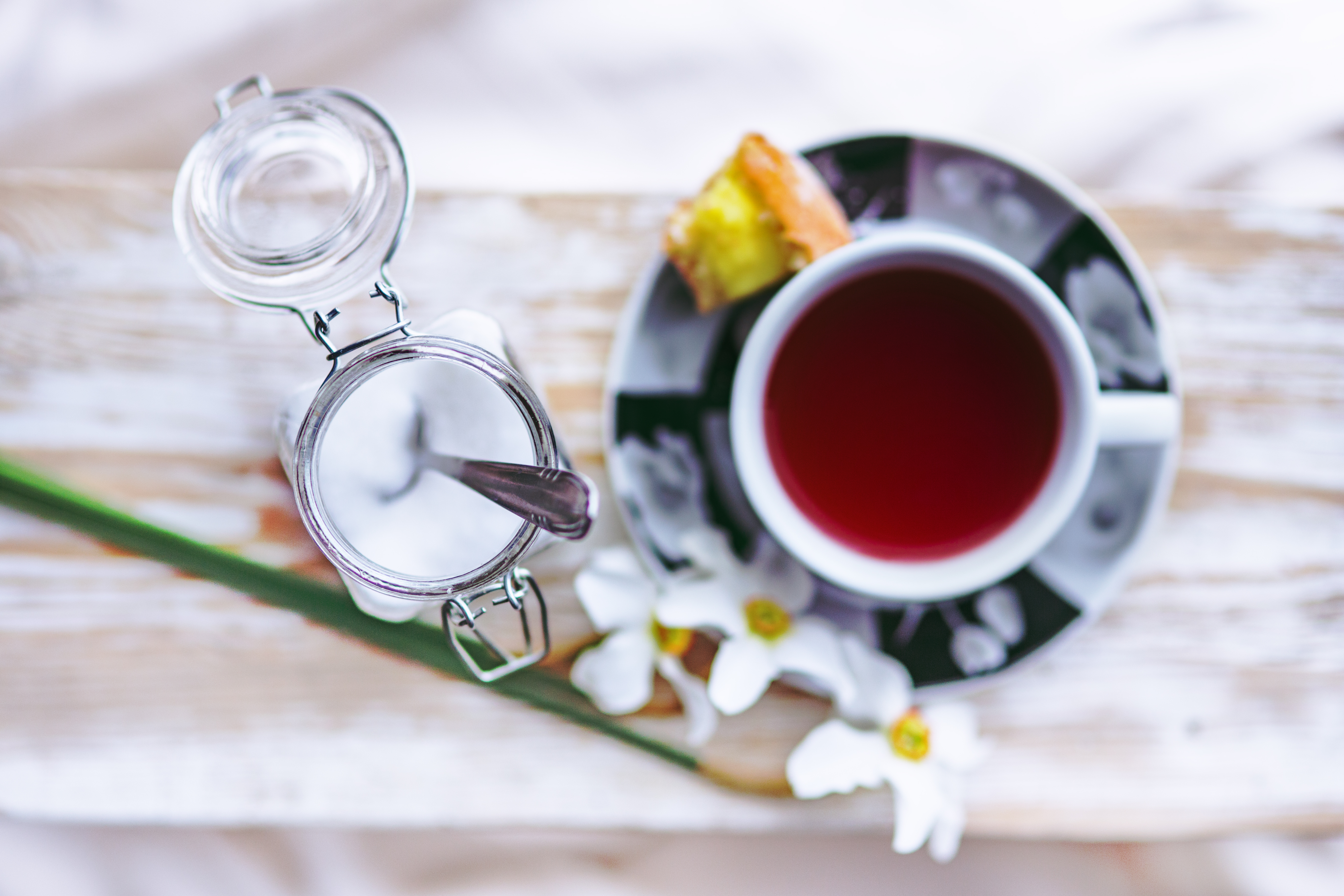 Tea, sugar, and flowers